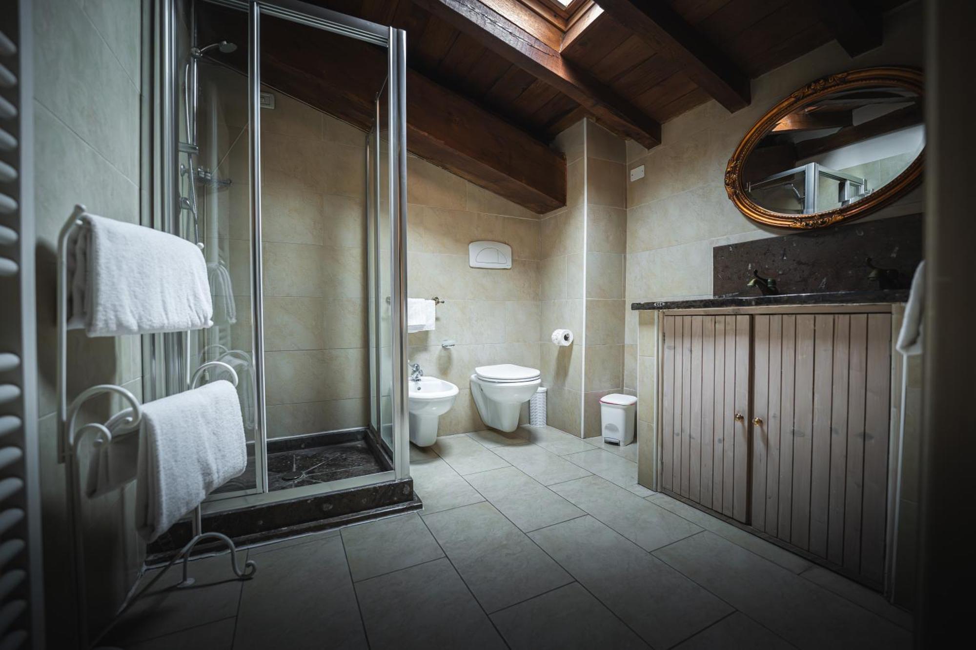 Hotel La Tavola Rotonda Cortemaggiore Quarto foto